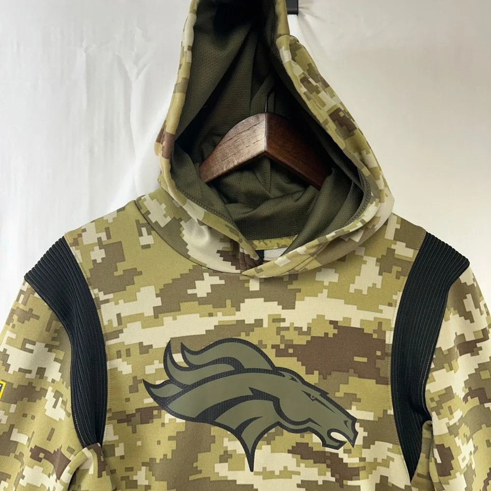 Nike Denver Broncos Hoodie Boys L Green Digital Camo Salute to Service NFL
